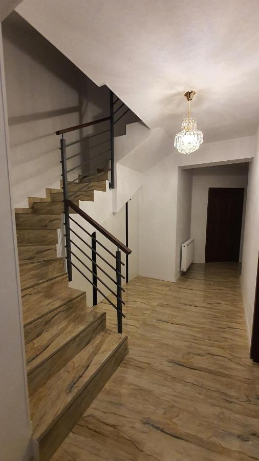 Cazare spital Fundeni Bucarest Esterno foto