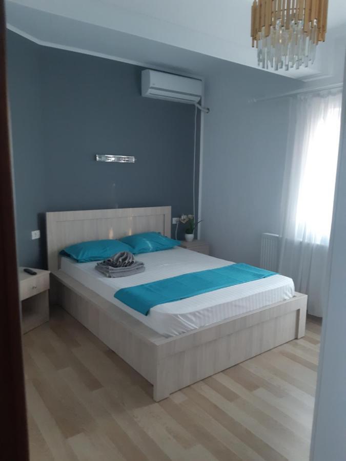Cazare spital Fundeni Bucarest Esterno foto
