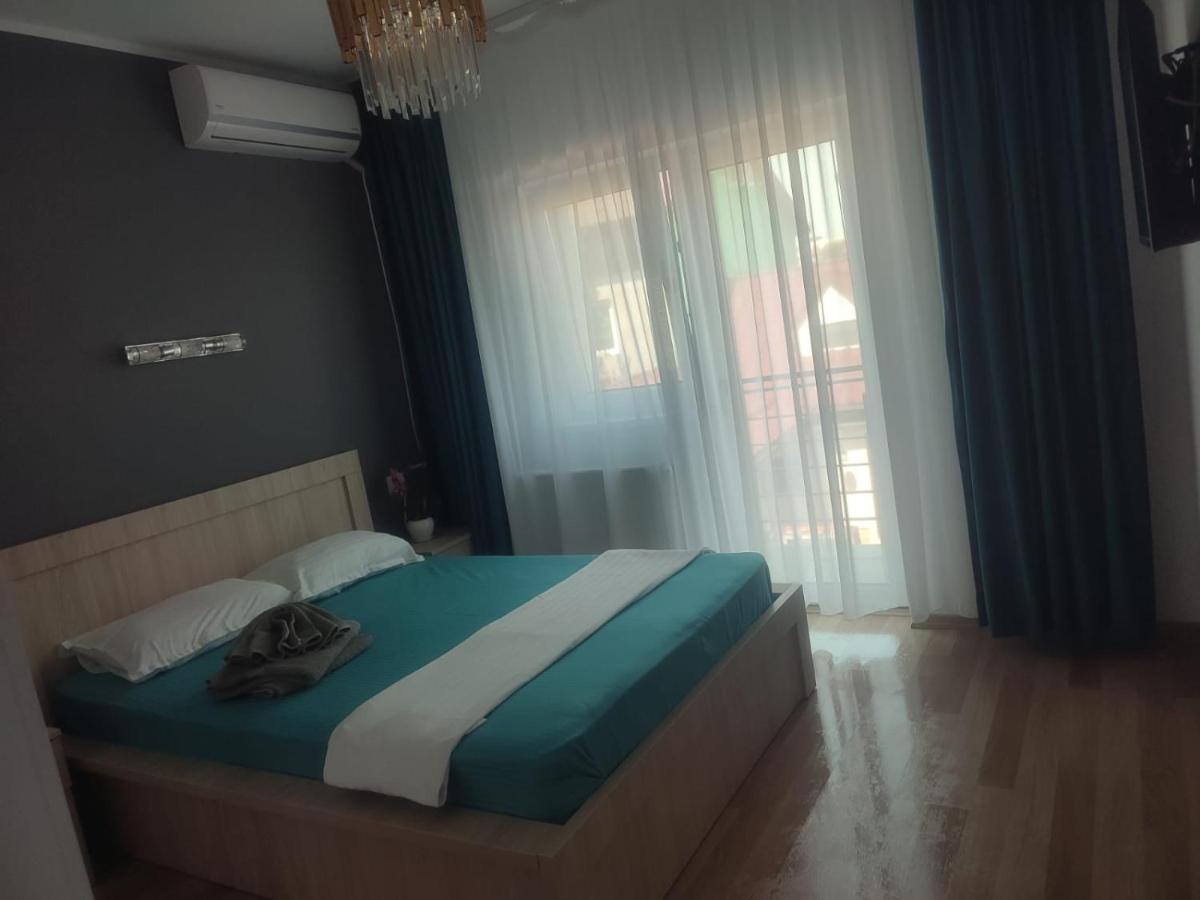 Cazare spital Fundeni Bucarest Esterno foto